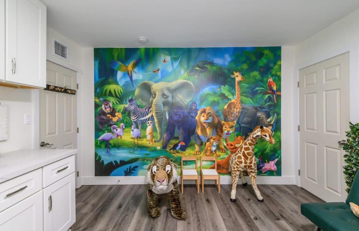 Spacious Disneyland 5 Bedroom 4 Bath House With Game Room Anaheim Exterior foto